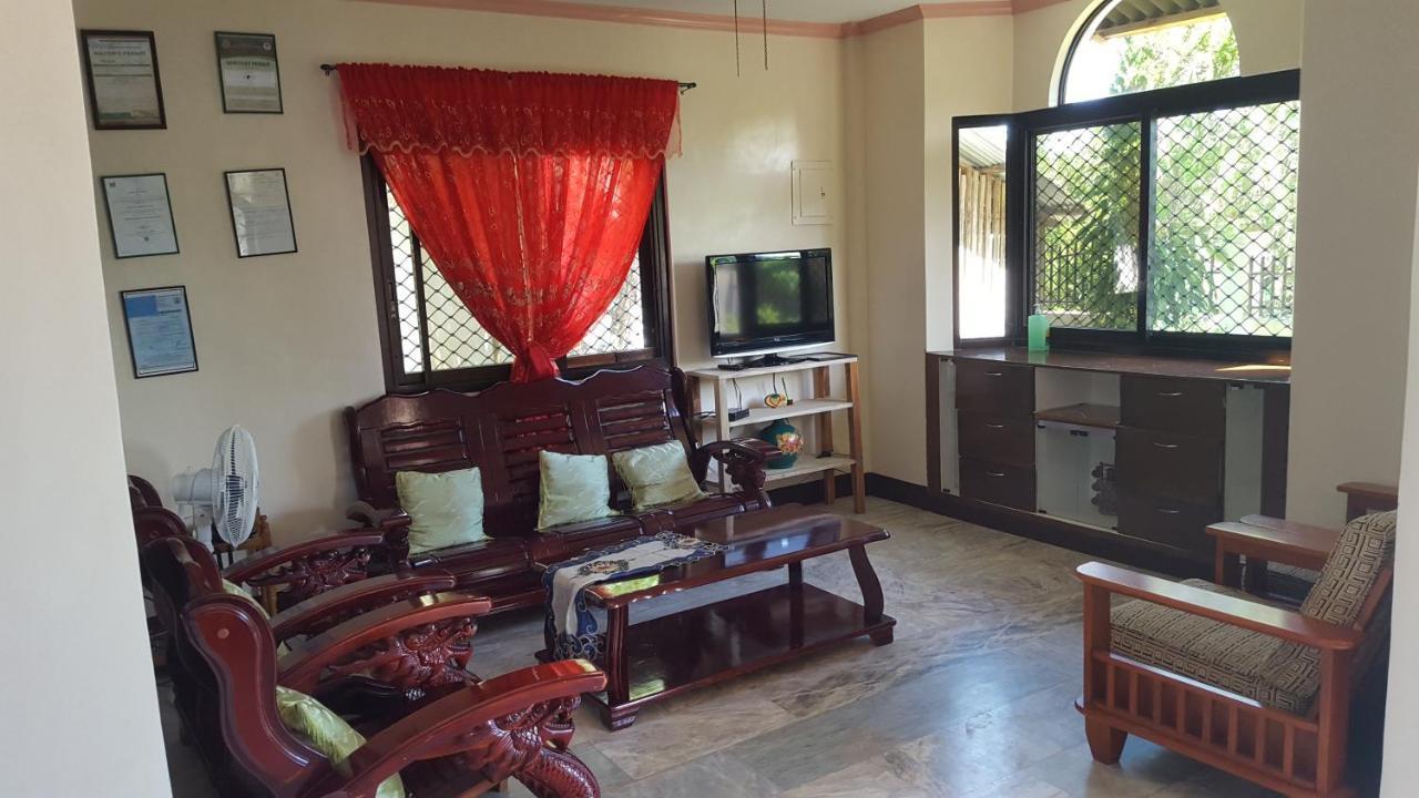 Sofias House Rental Тагбиларан Экстерьер фото